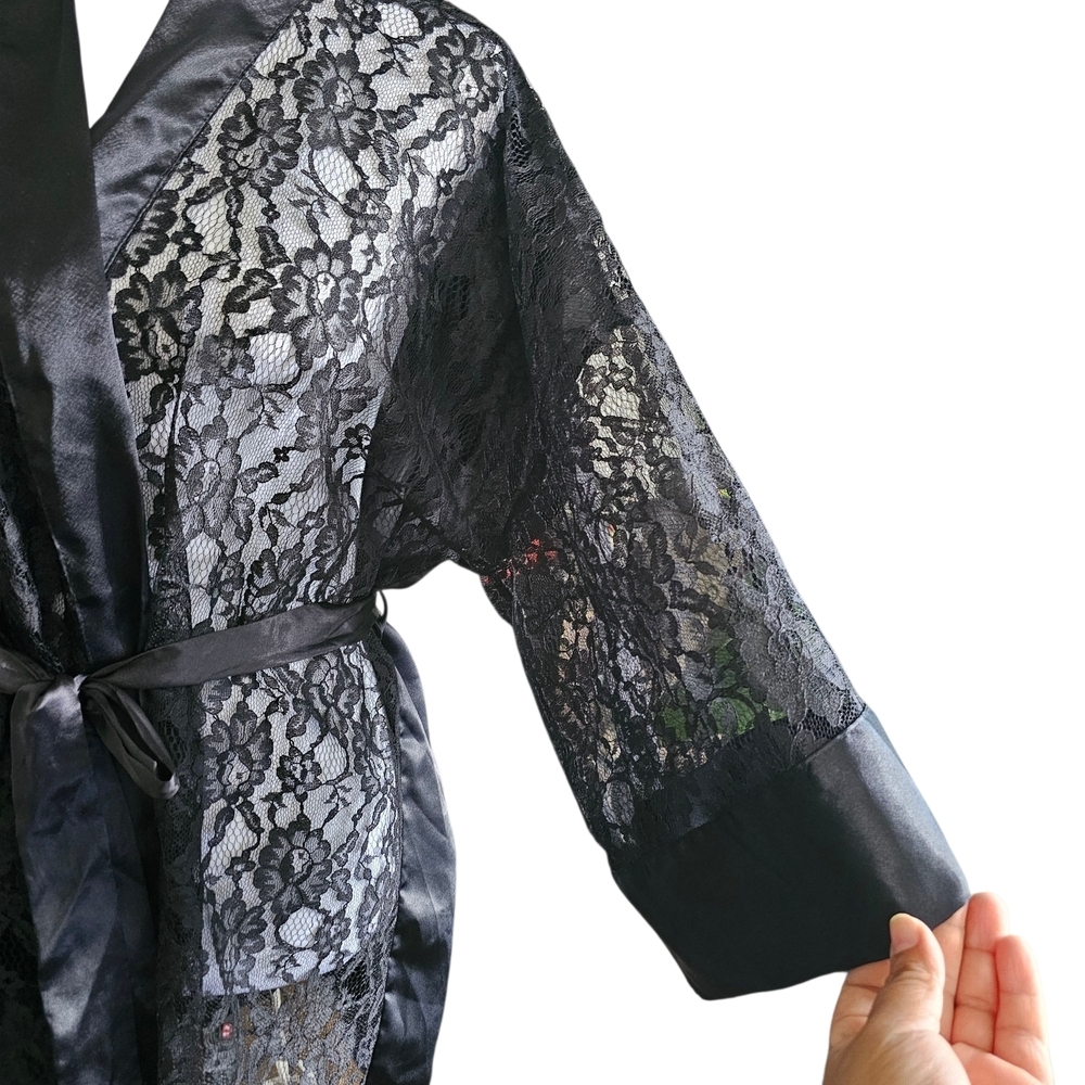 Vintage Victoria's Secret Gold Label, Black Lace Satin Robe - Picture 3 of 6